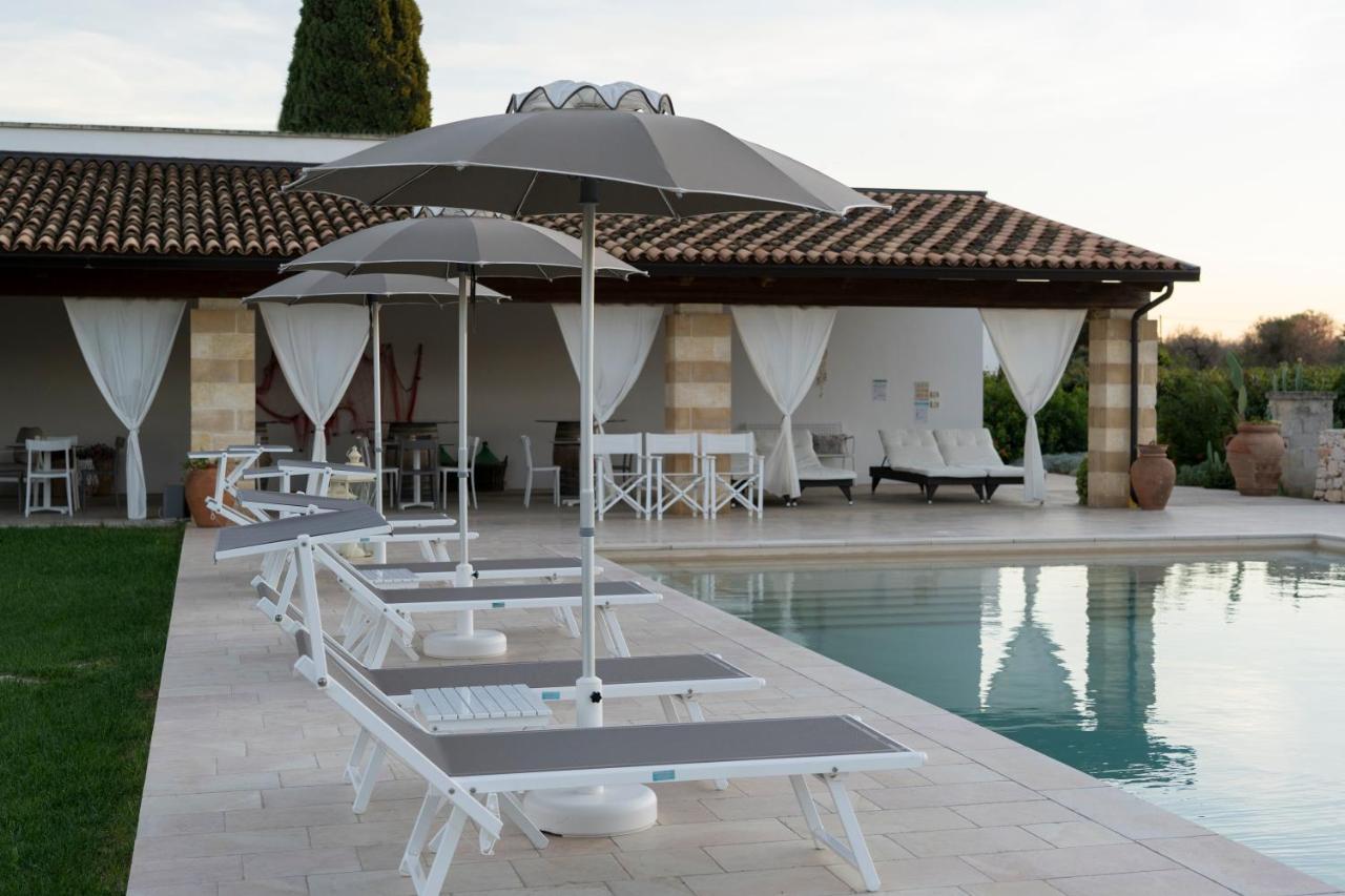 Masseria Tenuta Flora Maria Leverano Buitenkant foto