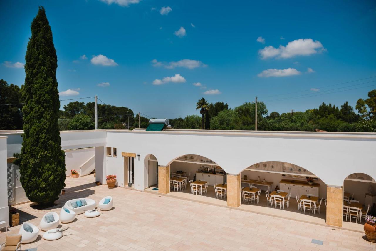Masseria Tenuta Flora Maria Leverano Buitenkant foto