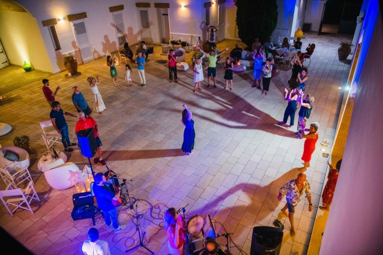 Masseria Tenuta Flora Maria Leverano Buitenkant foto